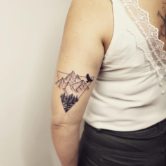 Tatouage Montagne